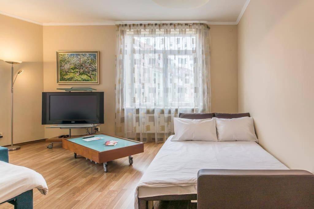 Old Town Apartment Next To Saint Peter'S Church Рига Экстерьер фото