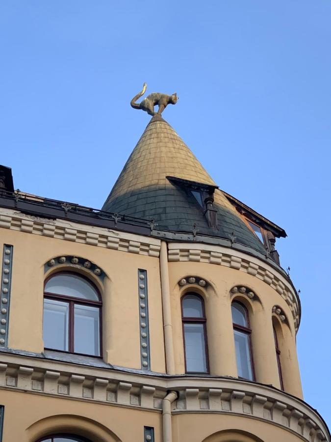 Old Town Apartment Next To Saint Peter'S Church Рига Экстерьер фото
